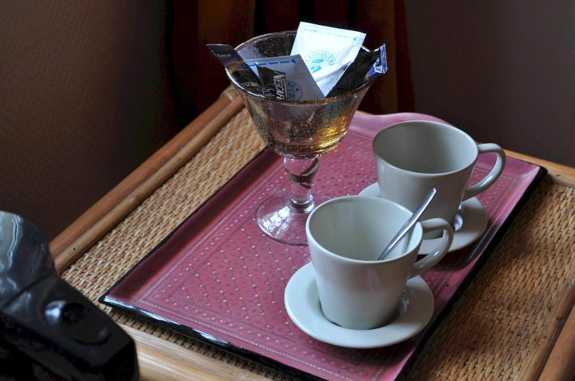 เลอ ชาโต เด ออร์ม โฮเต็ล Bed & Breakfast Lambersart ภายนอก รูปภาพ